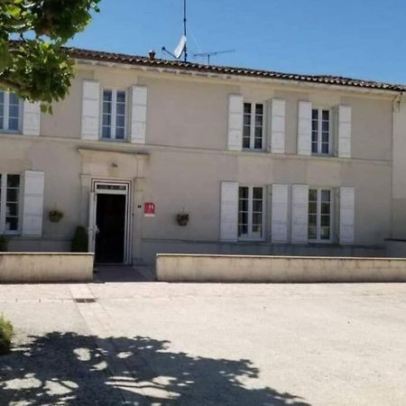 Residence Val & Rom Jarnac-Champagne Exterior photo