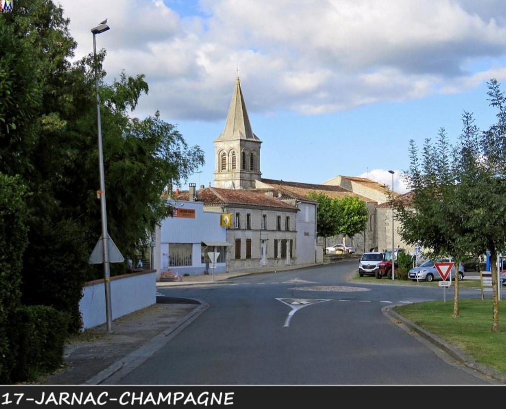 Residence Val & Rom Jarnac-Champagne Exterior photo